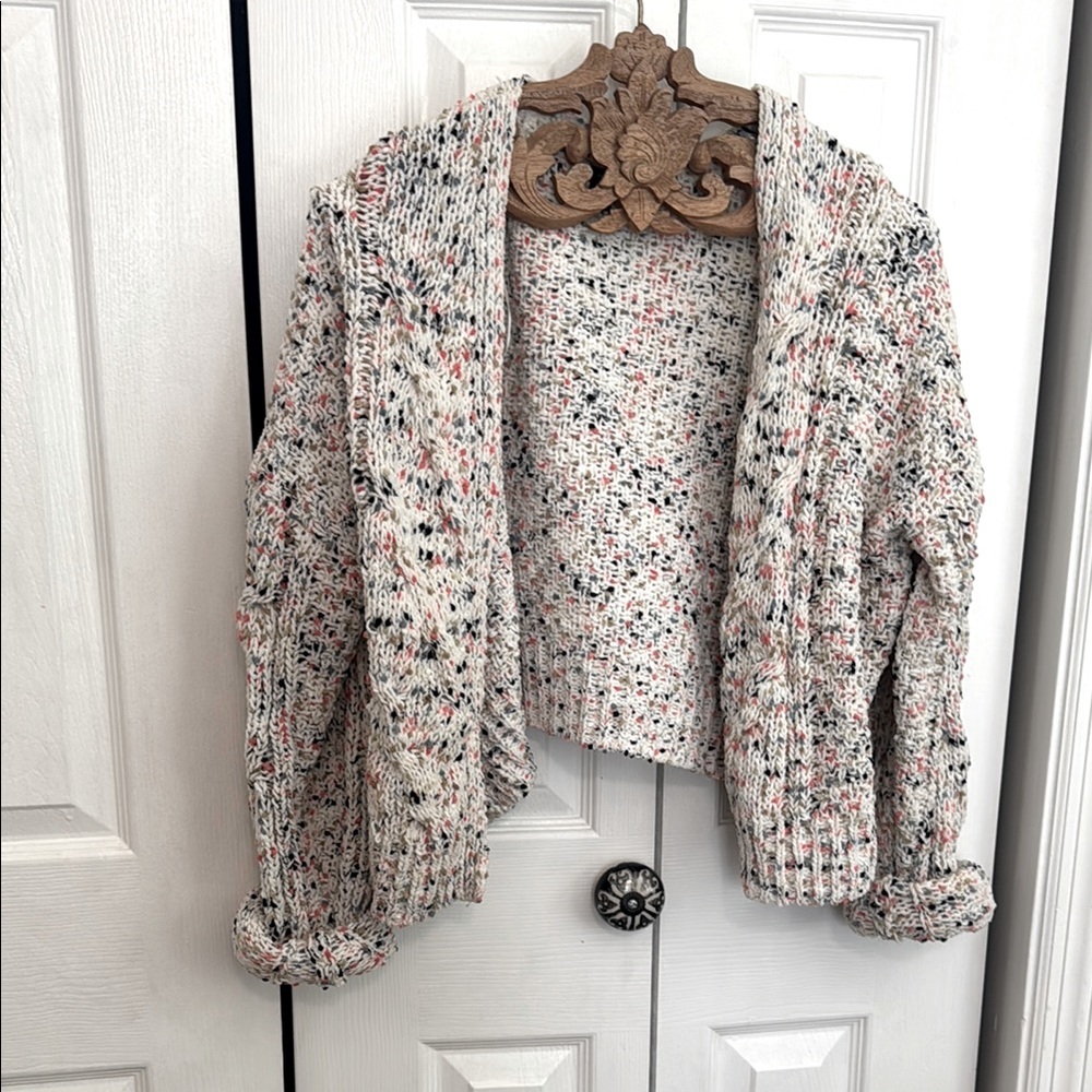 moon & madison Cream Crop Cardigan Sweater